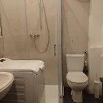 Nad Stonehenge Apartment *