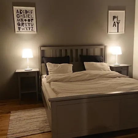 Nad Stonehenge Apartment *