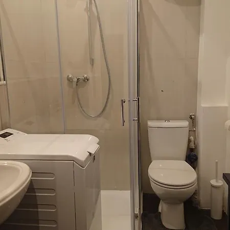 Nad Stonehenge Apartment *