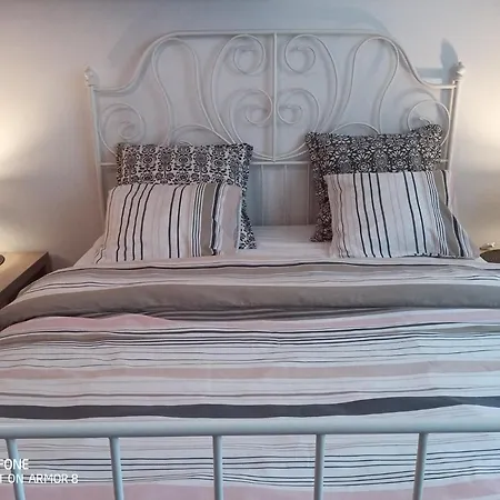 Nad Stonehenge Apartment Dabrowa Gornicza