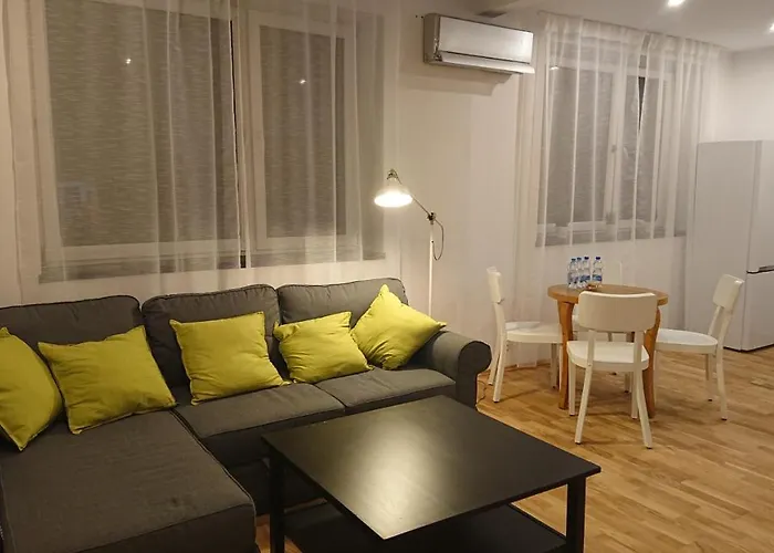 Nad Stonehenge Apartamento *